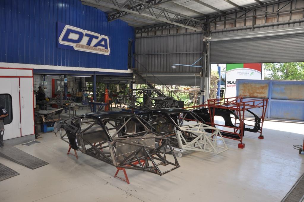 Los Mustang que está armando el DTA Racing: WhatsApp Image 2024-01-08 at 17.01.06 (1).jpeg